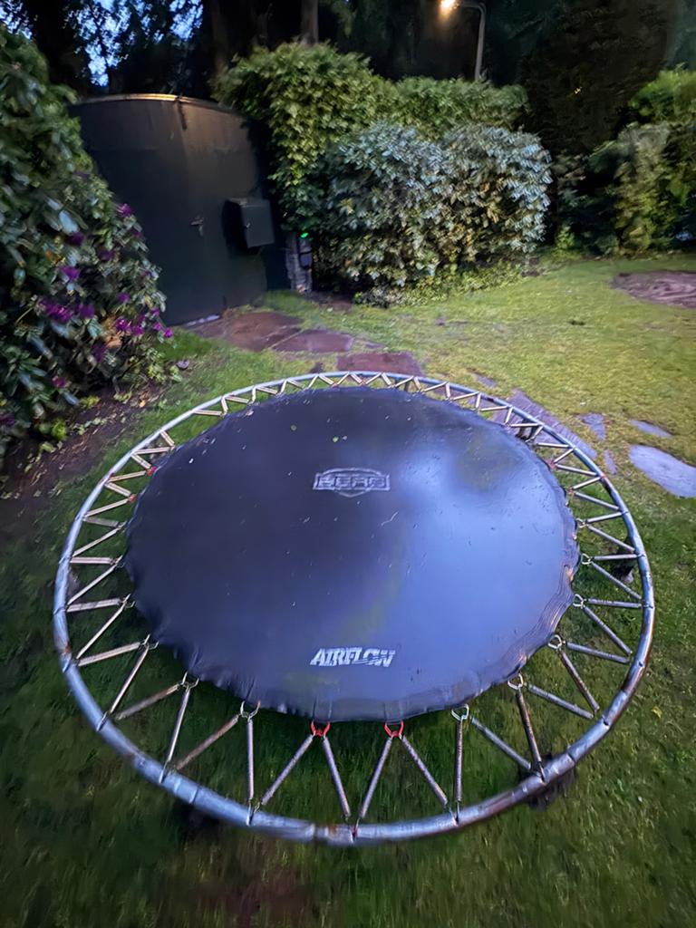 Trampoline Berg inground 2,70 m-zonder stootkussen rand, Ophalen, Gebruikt