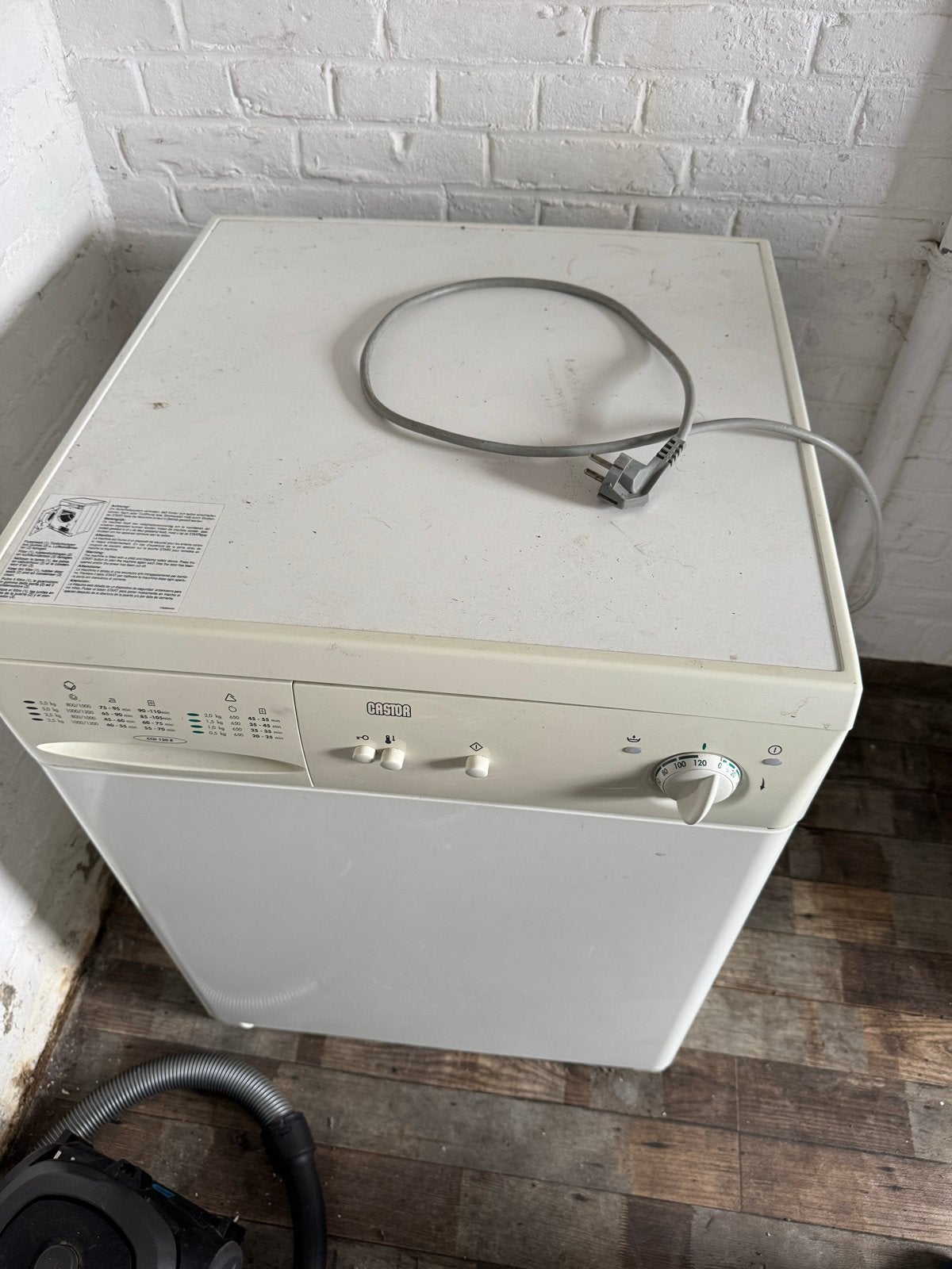Oude condensdroger - Werkt nog goed!, Witgoed en Apparatuur, 6 tot 8 kg, Gebruikt, Ophalen of Verzenden, Voorlader