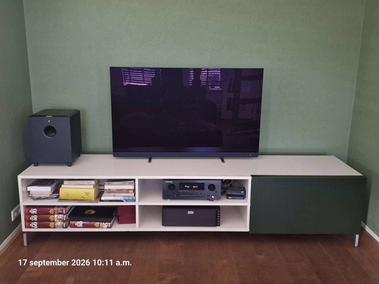 Modern Pastoe TV-meubel met opbergruimte - Wit/Groen, Ophalen of Verzenden, Zo goed als nieuw, 200 cm of meer, Minder dan 100 cm