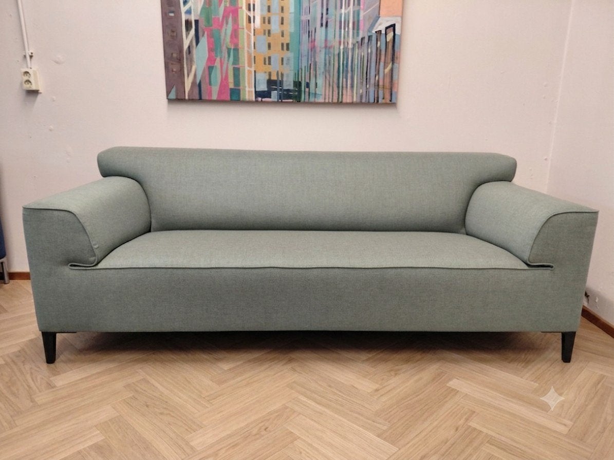 Refurbished en tweedehands designmeubelen, Huis en Inrichting, Banken | Bankstellen, Zo goed als nieuw, Ophalen of Verzenden
