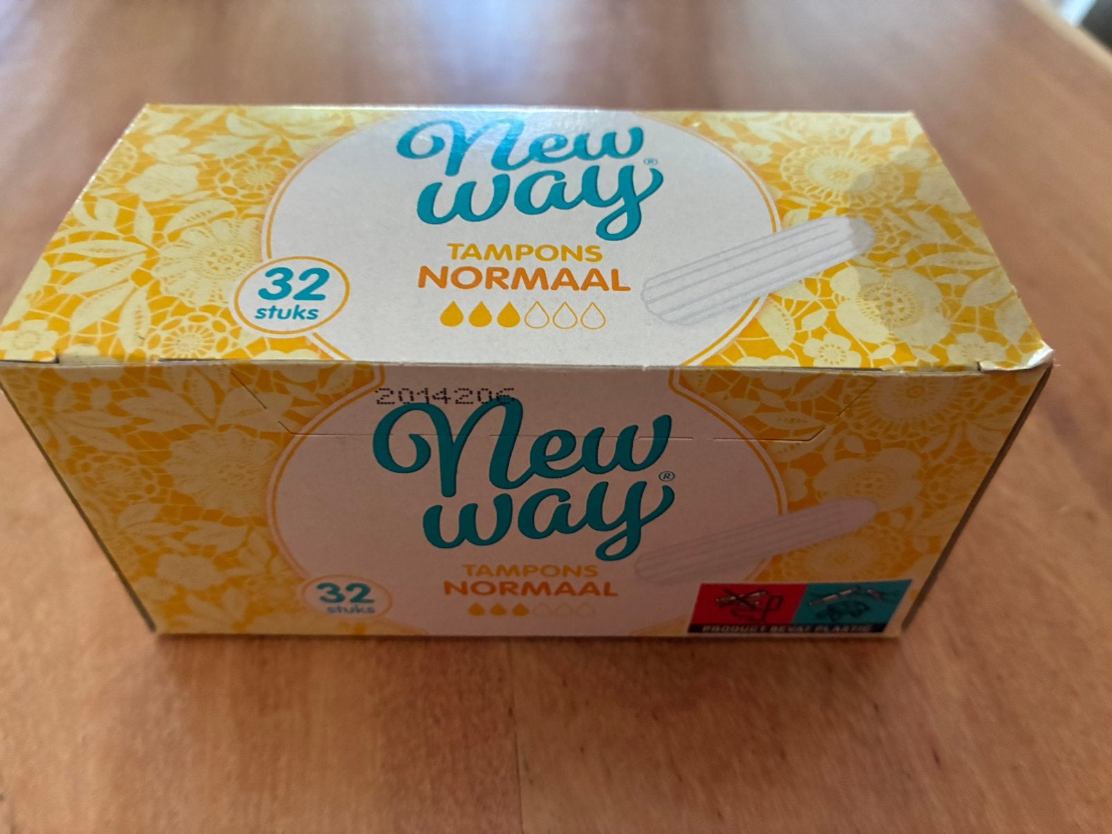Gratis vol dicht doosje tampons normaal, New Day, Ophalen of Verzenden, Nieuw, Overige typen