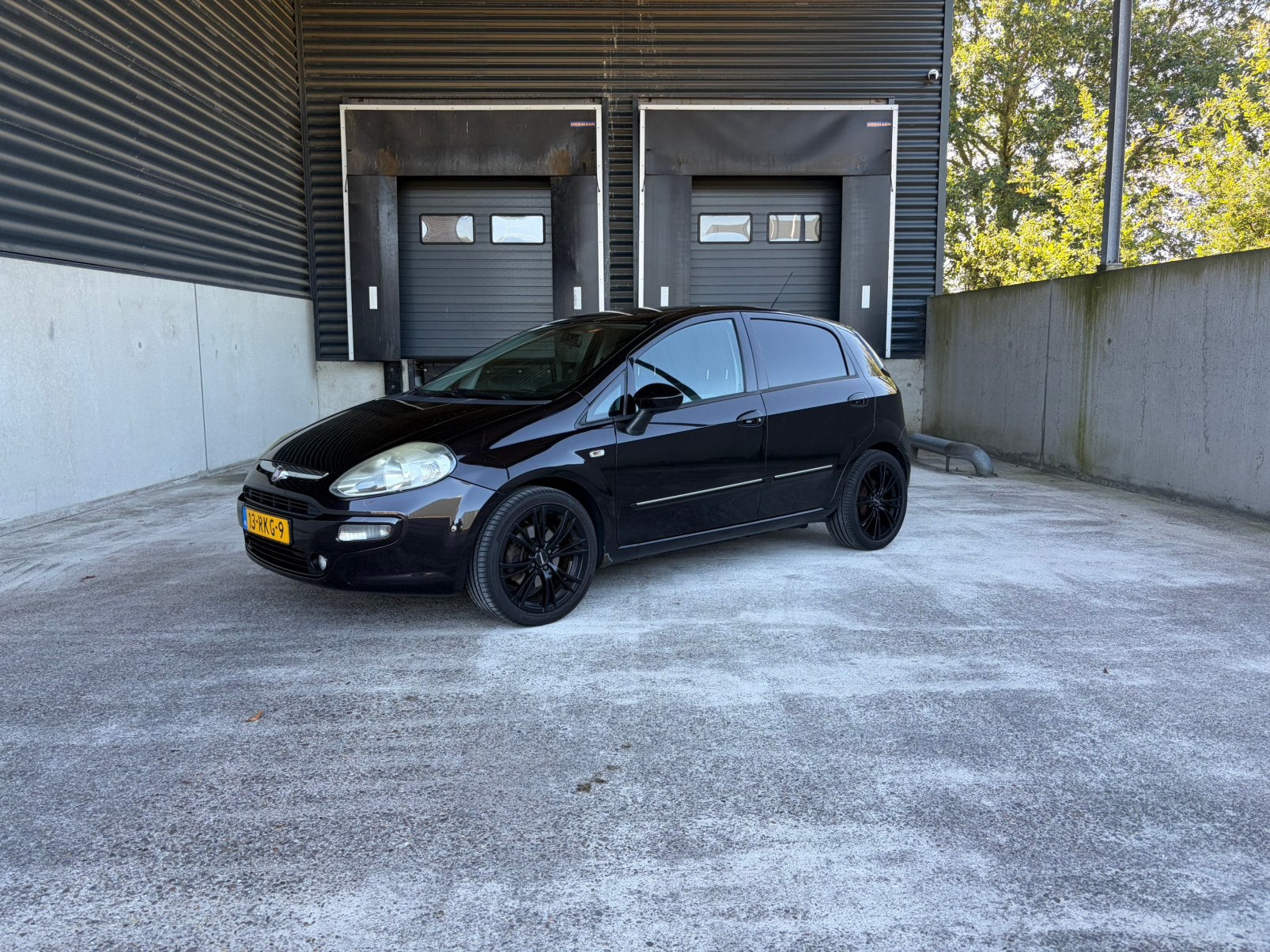 Fiat Punto Evo 1.3 Multijet 62KW 5DR 2011 Origineel NL, Voorwielaandrijving, 4 cilinders, 400 kg, Zwart