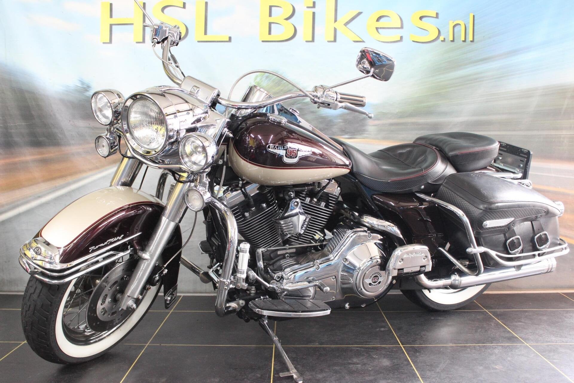 Harley Davidson Road King Classic, Motoren, 1340 cc, Meer dan 35 kW, Toermotor, Handgeschakeld