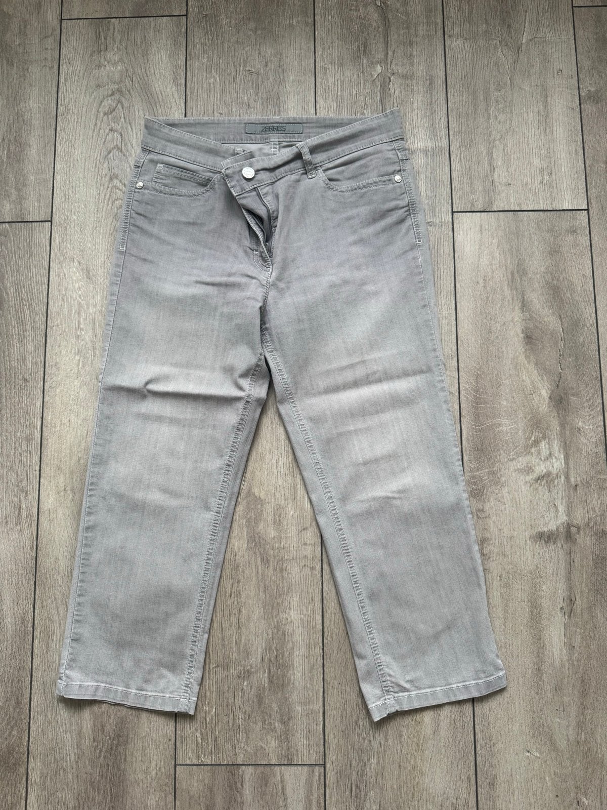 Zerres Cora grijze jeans - maat 38, Ophalen of Verzenden, Gedragen, Grijs, W30 - W32 (confectie 38/40)