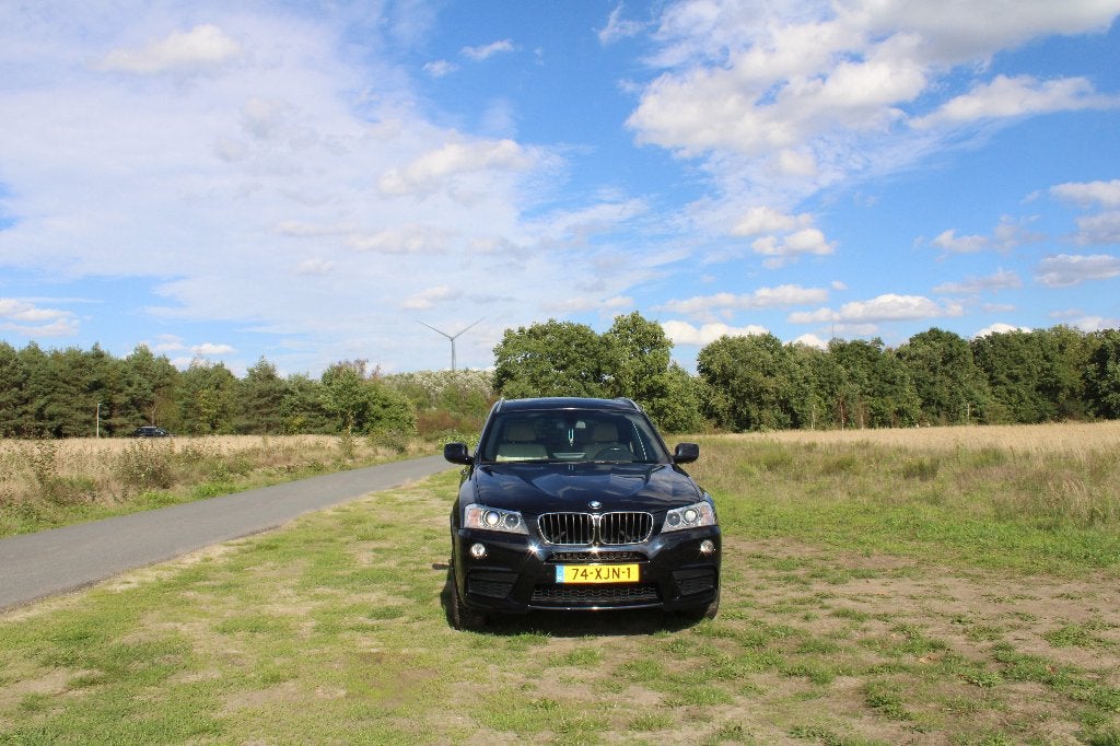 BMW X3 20I Xdrive Aut8 2012 Zwart M Pakket, 4x4, Beige, 4 cilinders, 2000 kg