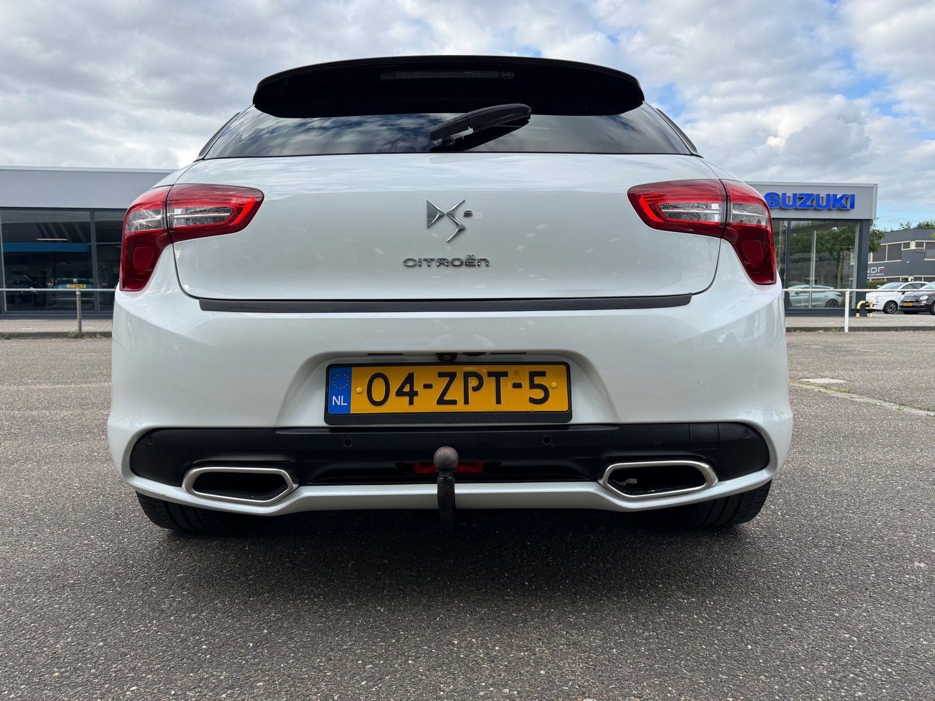 Citroen DS5 1.6 THP So Chic I Pano I Automaat I Massage, Auto's, Gebruikt, Zwart, Wit, 1598 cc