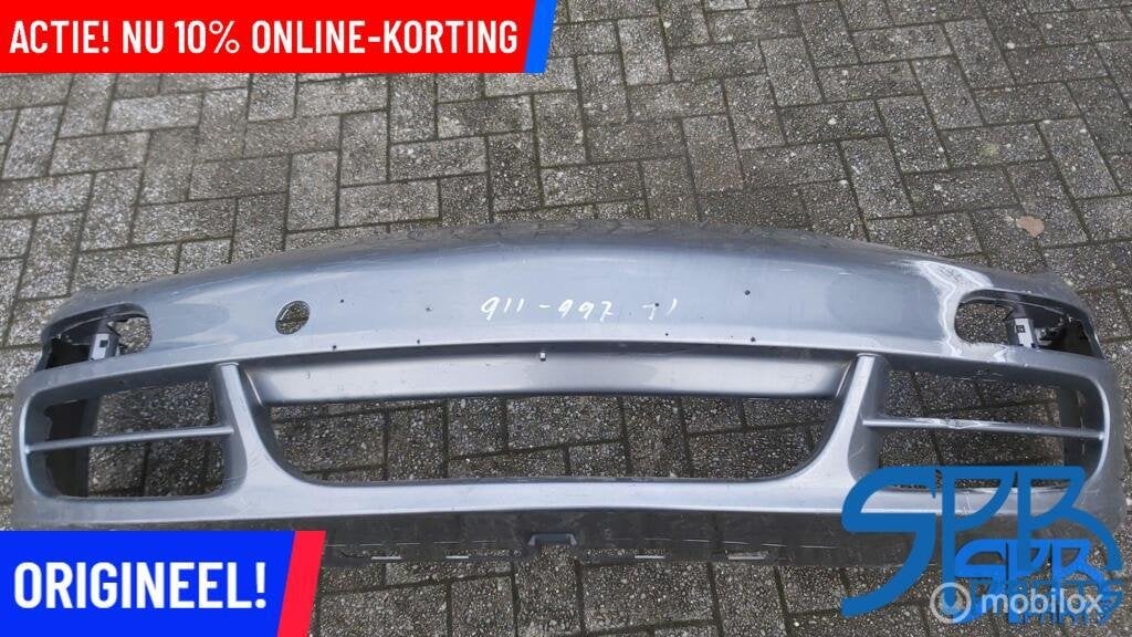Voorbumper 99750531100 PORSCHE 911 997 VOOR BUMPER D. GRIJS