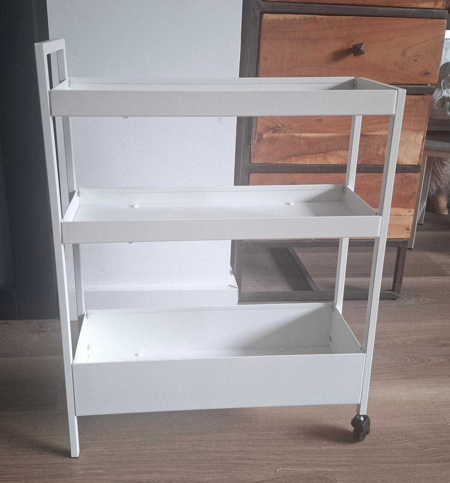 IKEA Nissafors witte metalen smalle roltafel, trolley, Huis en Inrichting, Ophalen, Zo goed als nieuw