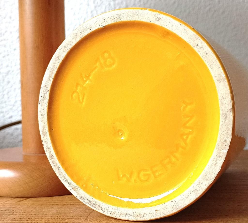 Keramiek vaas  - strak minimalistische  cilinder vaas - geel, Huis en Inrichting, Woonaccessoires | Vazen, Ophalen of Verzenden