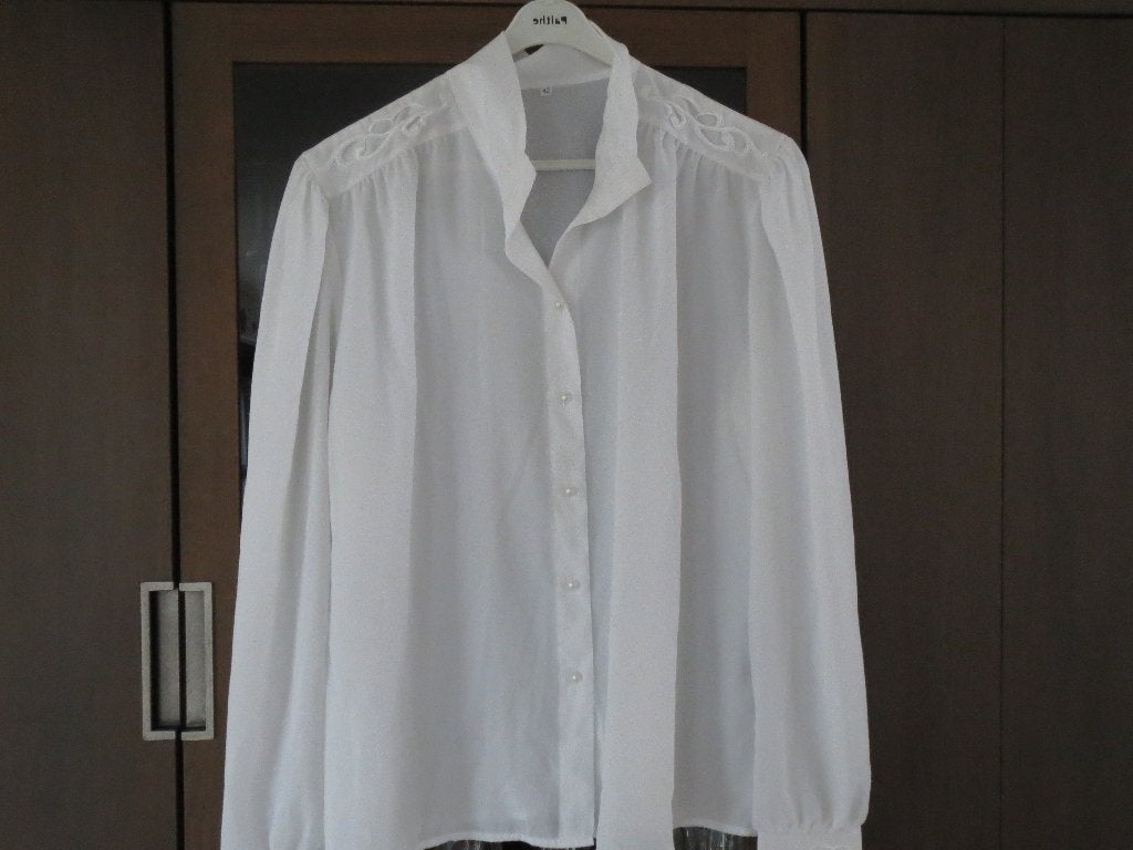 Ivoorkleurige blouse met lange mouwen, Ophalen of Verzenden, Gedragen, Maat 42/44 (L)