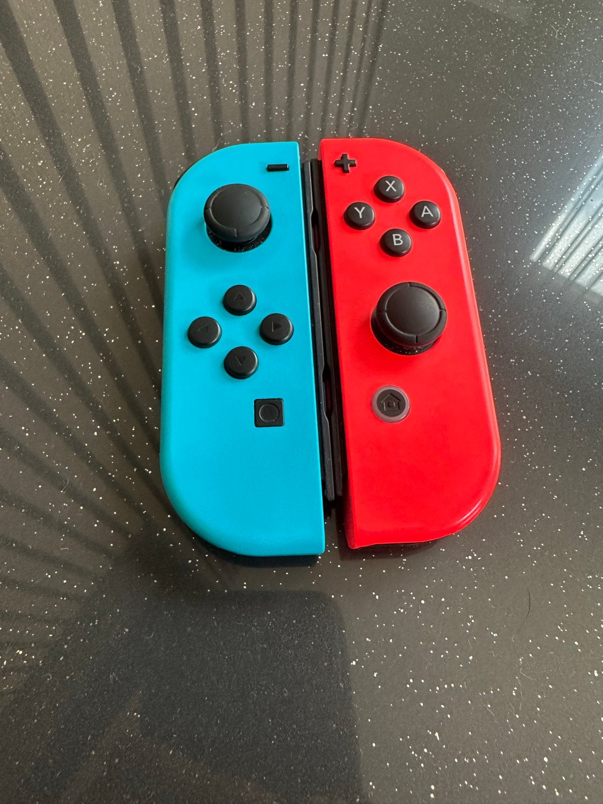 Nintendo Switch met Dock en Controller (minecraft) 15€, Spelcomputers en Games, Spelcomputers | Nintendo Switch, Zo goed als nieuw