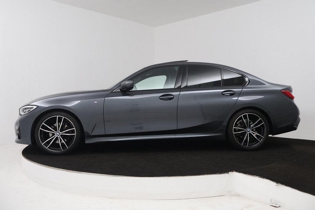 BMW 3-serie 320i High Executive (PANORAMADAK, CAMERA, STOELV, Auto's, BMW, Automaat, 1998 cc, Achterwielaandrijving, Gebruikt