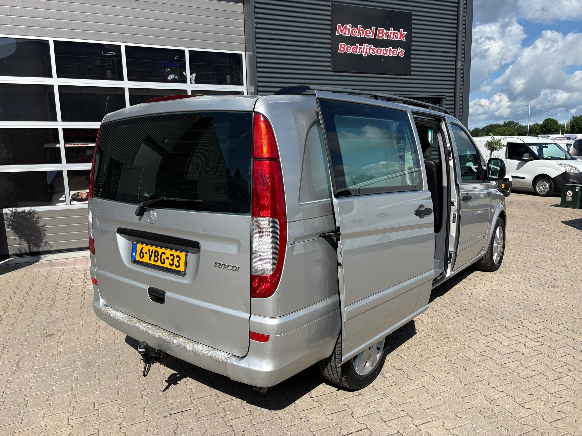 Mercedes-Benz Vito 120 CDI V6 320 Lang Dubbele Cabine, Automaat, Gebruikt, Zwart, 2987 cc