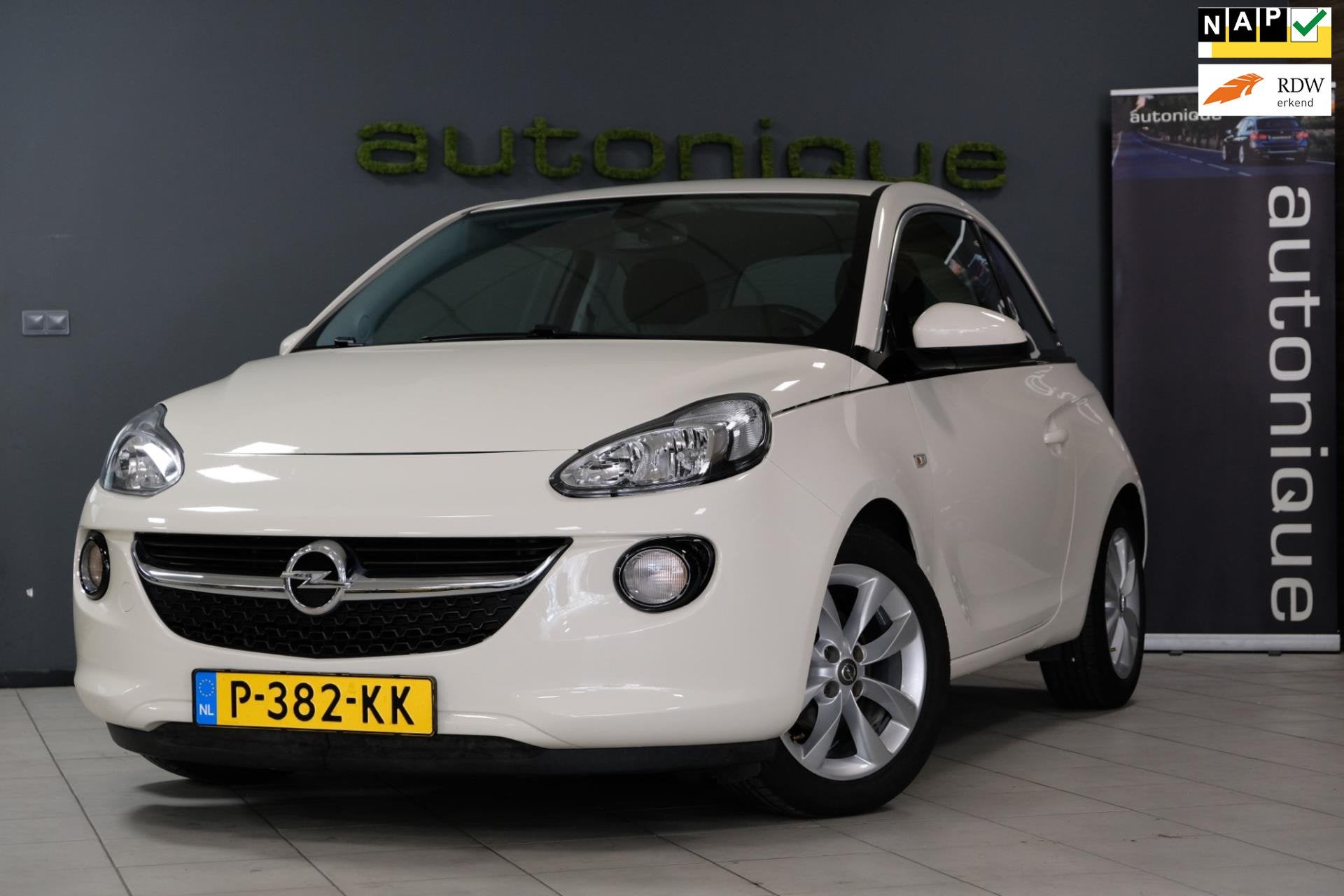 Opel ADAM 1.4 *98dkm* Airco/Cruise/Bluetooth, Auto's, Voorwielaandrijving, 4 cilinders, 4 stoelen, Wit