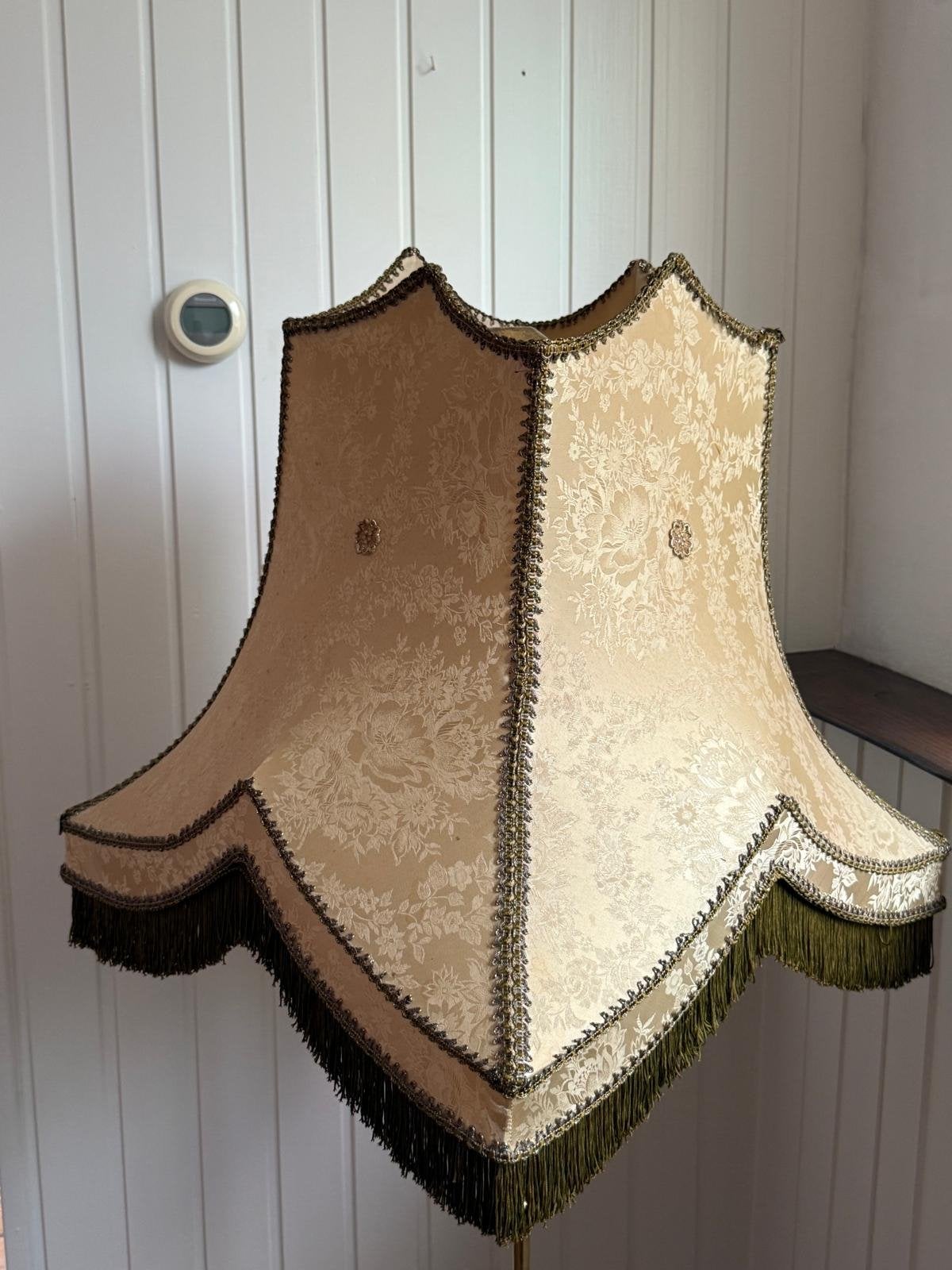 Vintage lampenkap met franjes en bloemmotief, Ophalen, Gebruikt, Overige typen, Beige