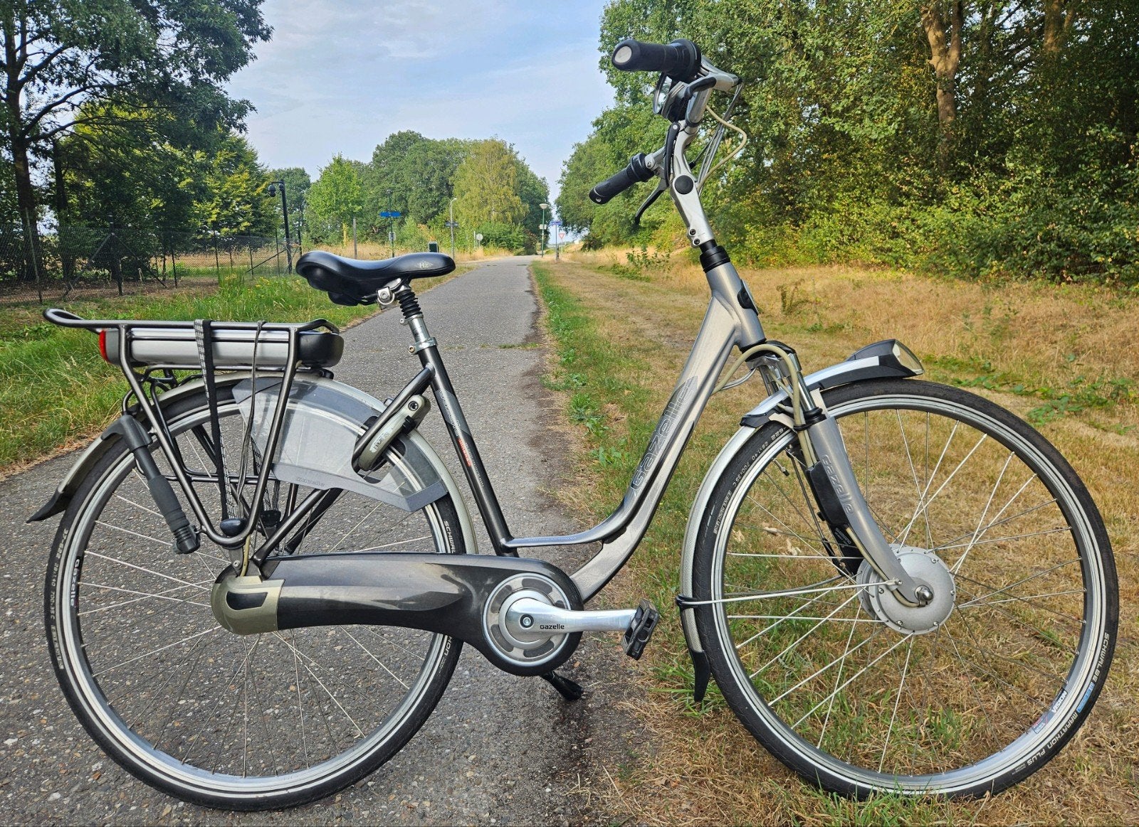 Gazelle Elektrische fiets - Actieradius +/- 130 km, Ophalen, Zo goed als nieuw, 47 tot 51 cm, 50 km per accu of meer