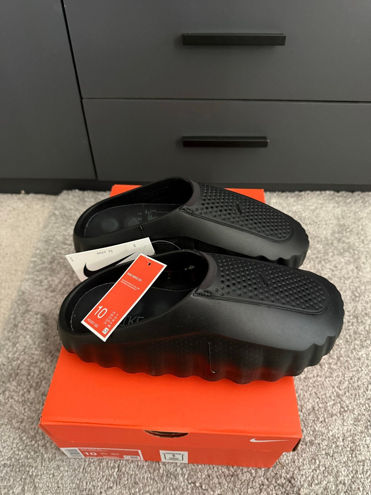 Nike Mind 001 - Zwart Maat 44, Ophalen of Verzenden, Nieuw, Zwart, Slippers