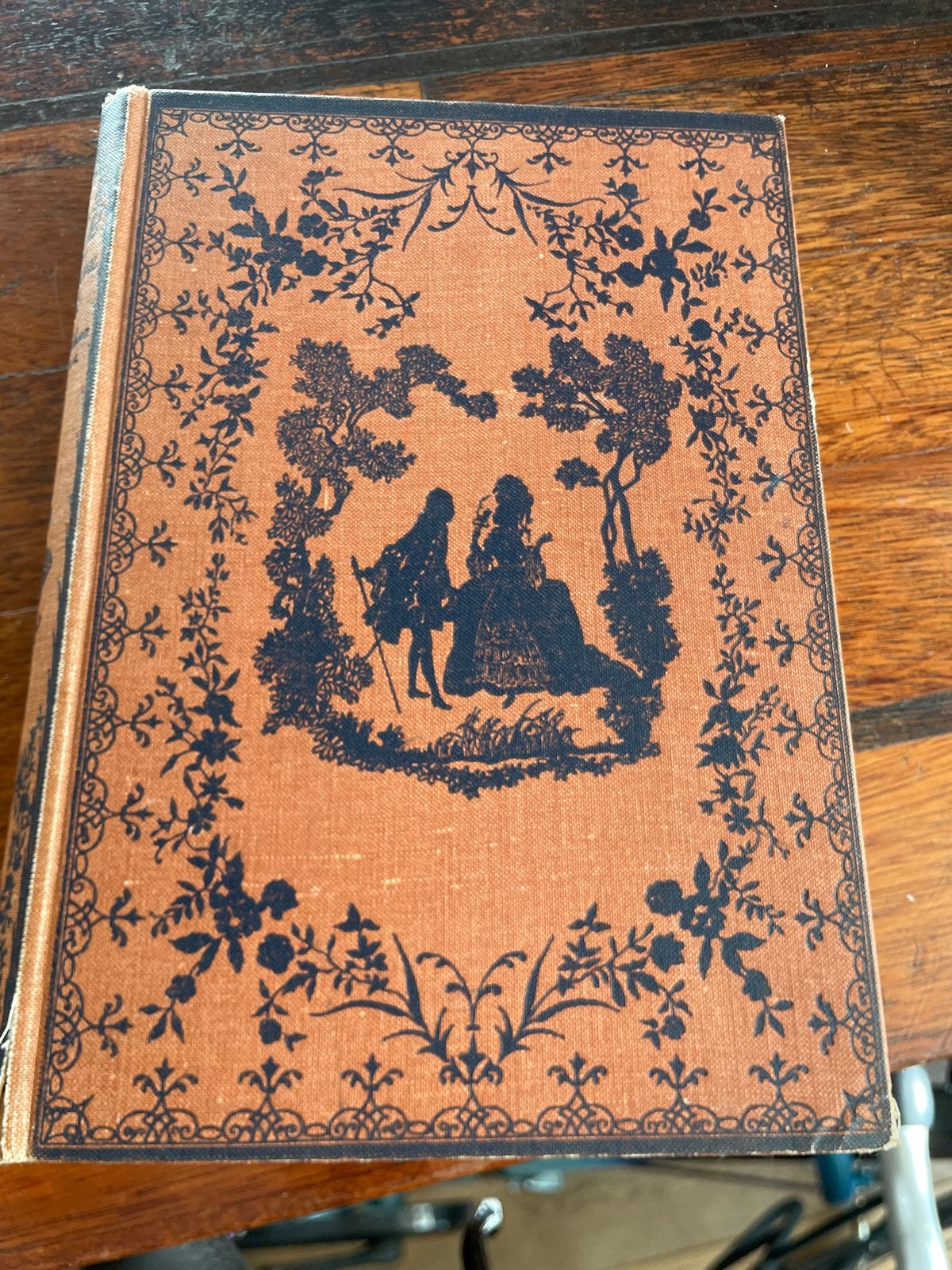 Van Hoepelrok en Pruikentooi - Antiek Boek, Ophalen of Verzenden, Gelezen, Nederland