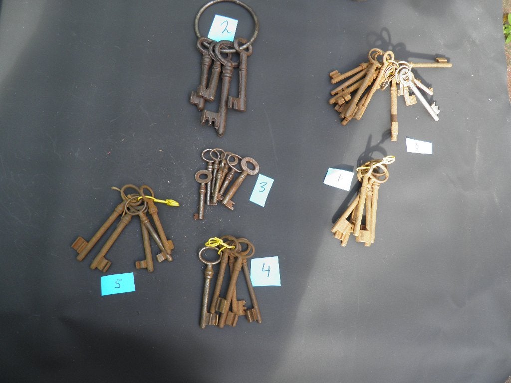 Oude sleutels - decoratie of verzameling, Antiek en Kunst, Ophalen of Verzenden