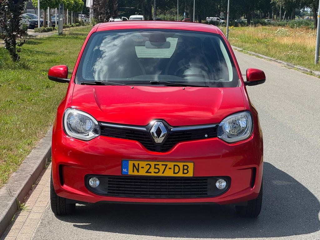 Renault Twingo 0.9 TCe 95pk 2020 Rood, Auto's, Renault, Voorwielaandrijving, 898 cc, 4 stoelen, Handgeschakeld