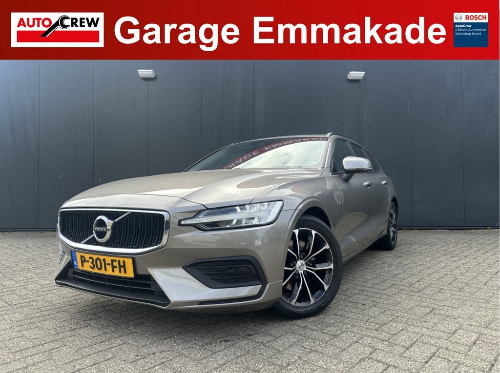 Volvo V60 2.0 B3 Momentum | Trekhaak | Navigatie (bj 2022), Auto's, 12 maanden, Stof, Euro 6, 4 cilinders