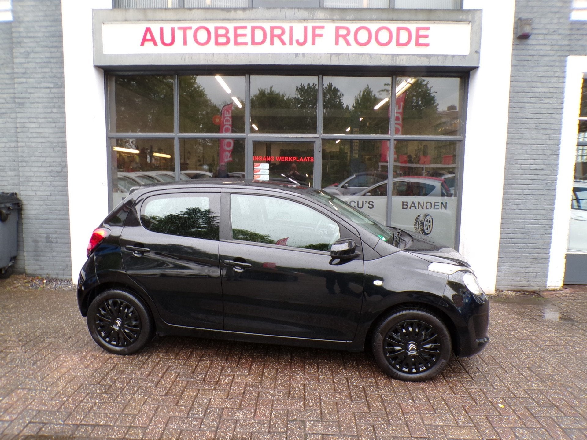 Citroën C1 1.2 PureTech Shine AIRCO,LED, BLACKLINE !, Voorwielaandrijving, 1199 cc, C1, Origineel Nederlands
