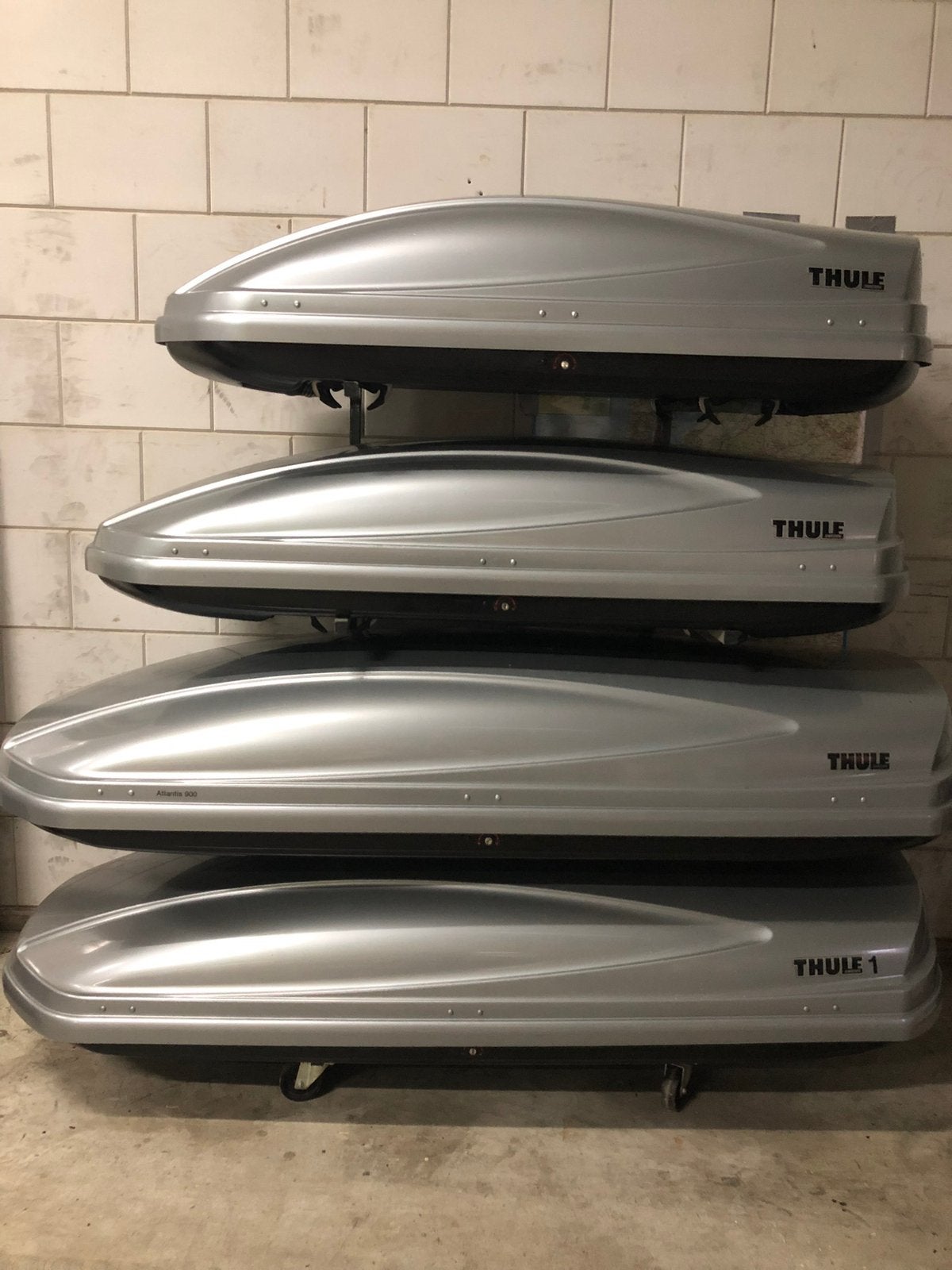 TE HUUR Thule Dakkoffer - Atlantis 900 voor zomervakantie, Auto diversen, Dakkoffers, Ophalen, Zo goed als nieuw