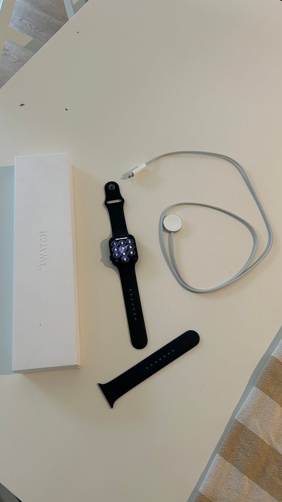 Apple Watch Series 7 LTE 45mm Midnight Aluminium GPS, Sieraden, Tassen en Uiterlijk, Smartwatches, Afstand, Zwart, IOS, Ophalen of Verzenden