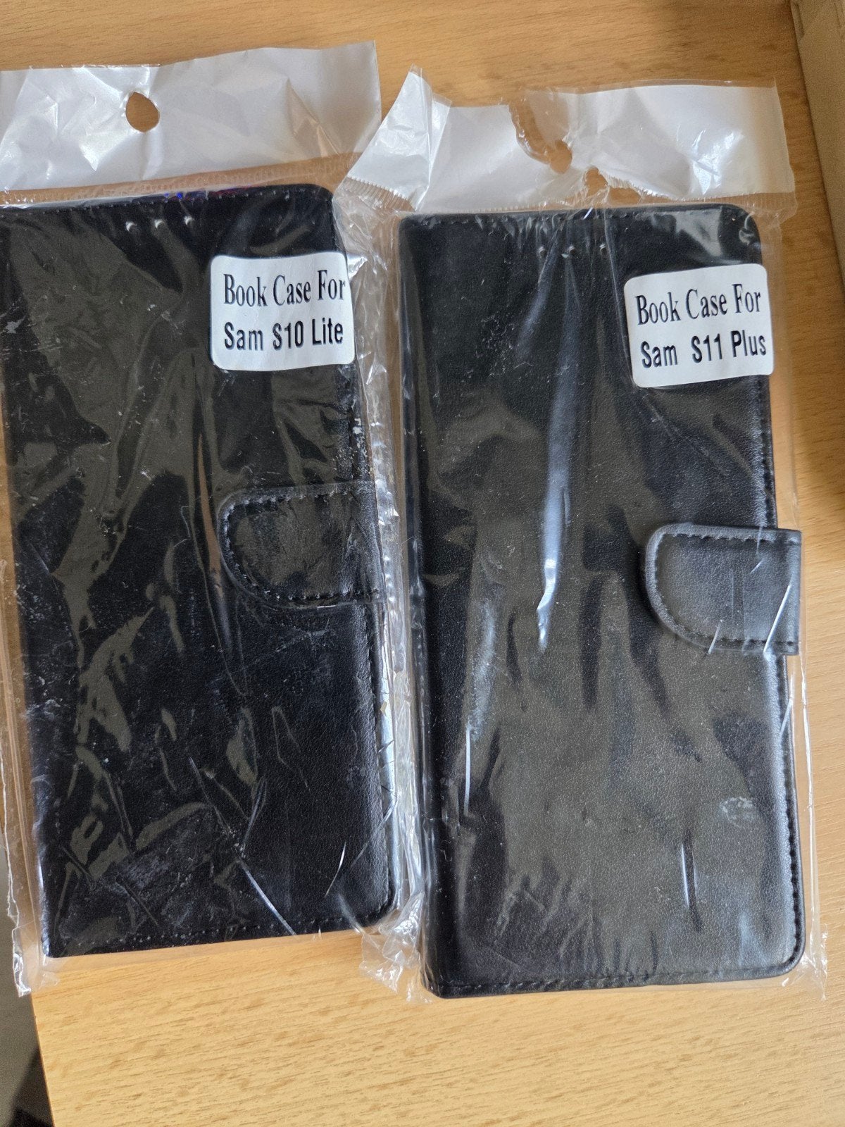 Book Case voor Samsung S10 Lite en S11 Plus, Ophalen of Verzenden, Nieuw, Overige modellen, Hoesje of Tasje