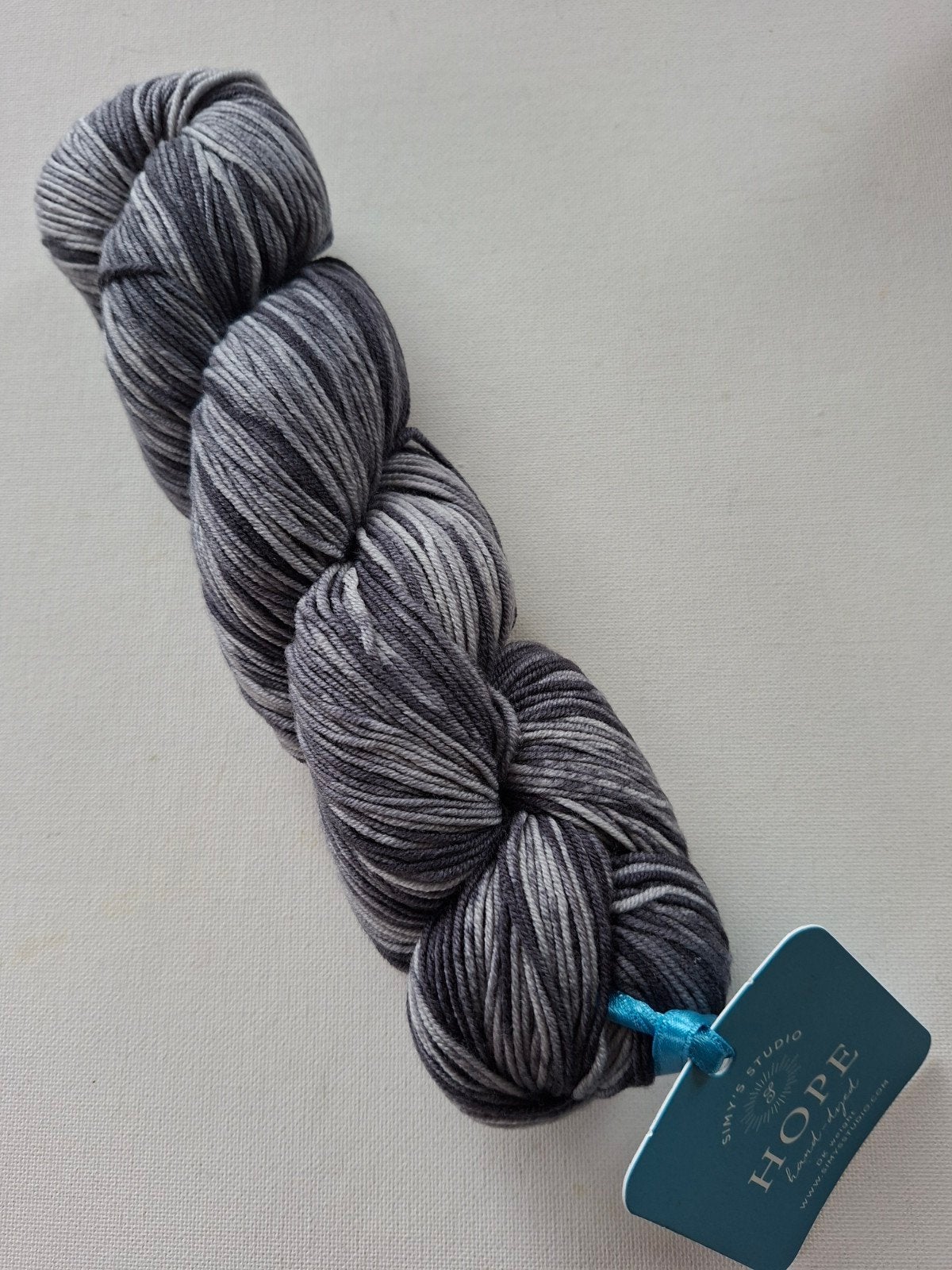 3 strengen Superwash Merino wol à 100gr. á 7,95 p/st, Hobby en Vrije tijd, Ophalen of Verzenden, Nieuw, Breien of Haken, Wol of Garen