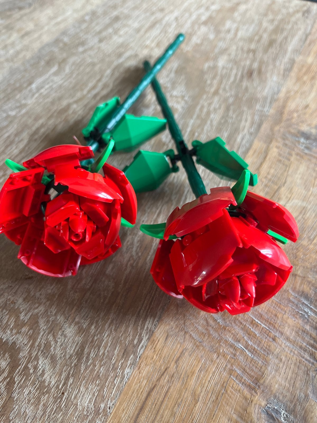 Twee rode LEGO rozen - Perfect cadeau!, Ophalen of Verzenden, Zo goed als nieuw, Overige merken