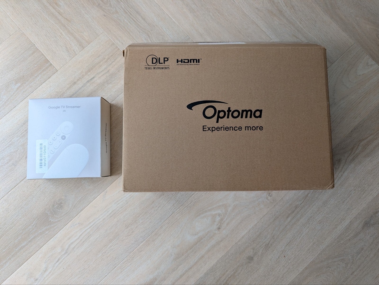 Optoma UZ38X 4K Laser Beamer + Google Streamer 4K - Nieuw, Audio, Tv en Foto, Beamers, Nieuw, Ophalen of Verzenden, Optoma, DLP