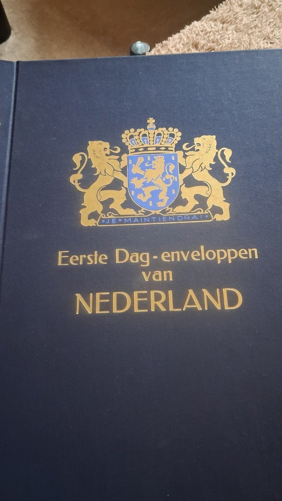 eerste dag enveloppe + losse velletjes, Postzegels en Munten, Ophalen of Verzenden, Verzamelalbum