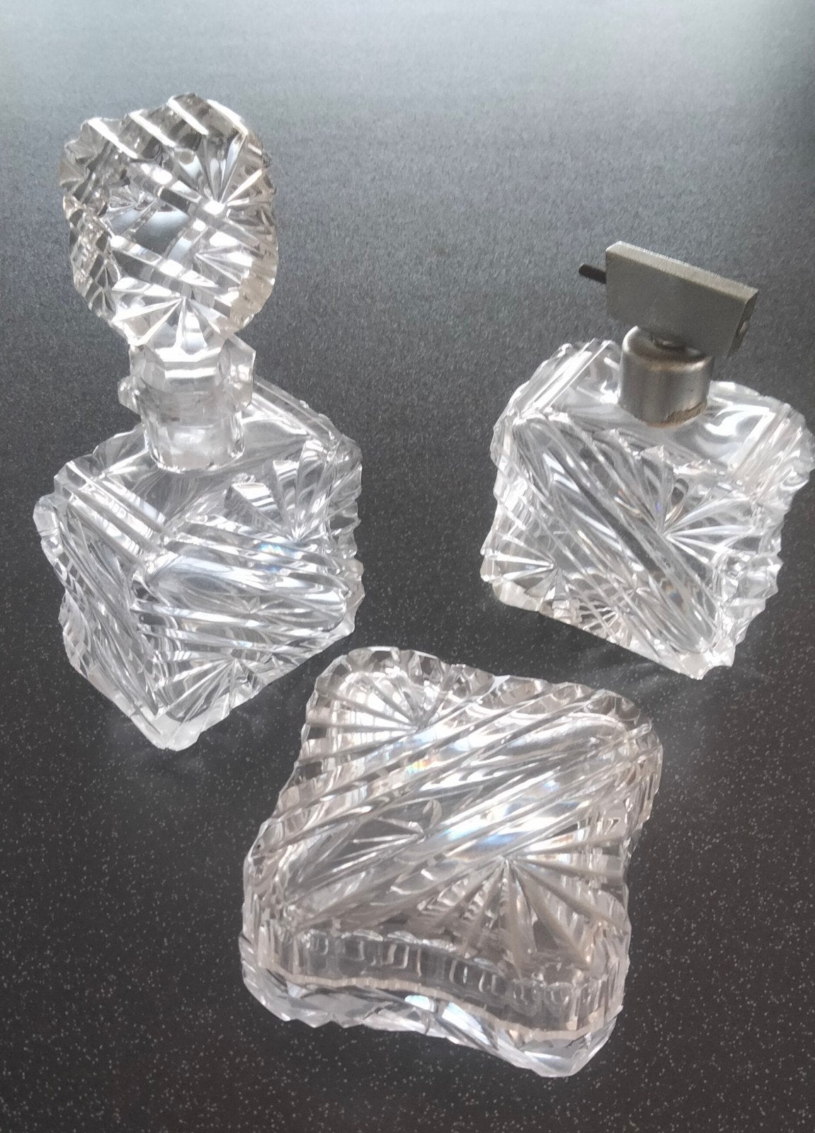 Set van 2 geslepen kristallen flacons en doosje, Ophalen of Verzenden