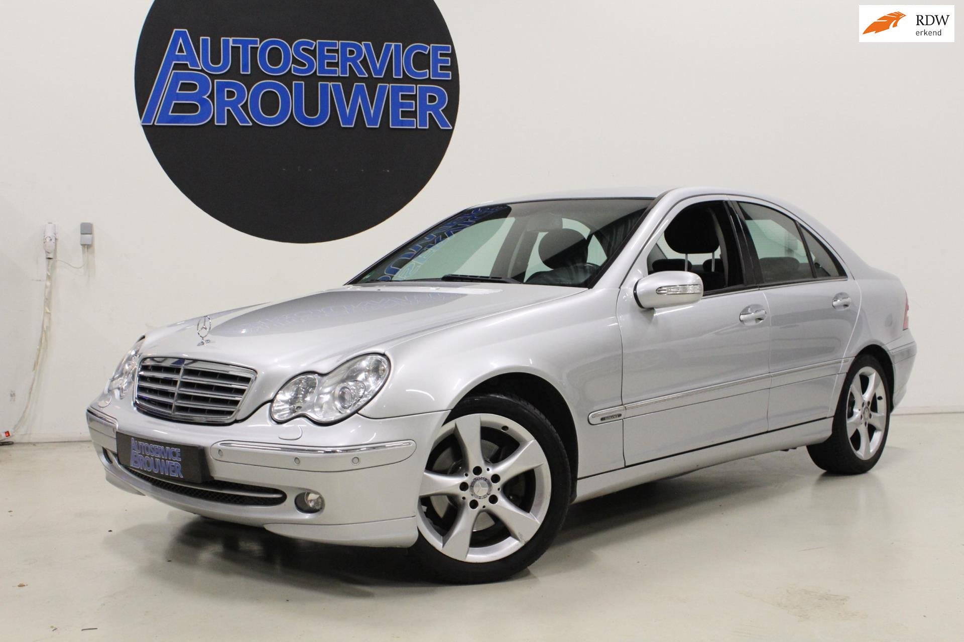 Mercedes-Benz C-klasse 280 Elegance Xenon, Auto's, Mercedes-Benz, Automaat, Zwart, Automatische klimaatregeling, 1455 kg