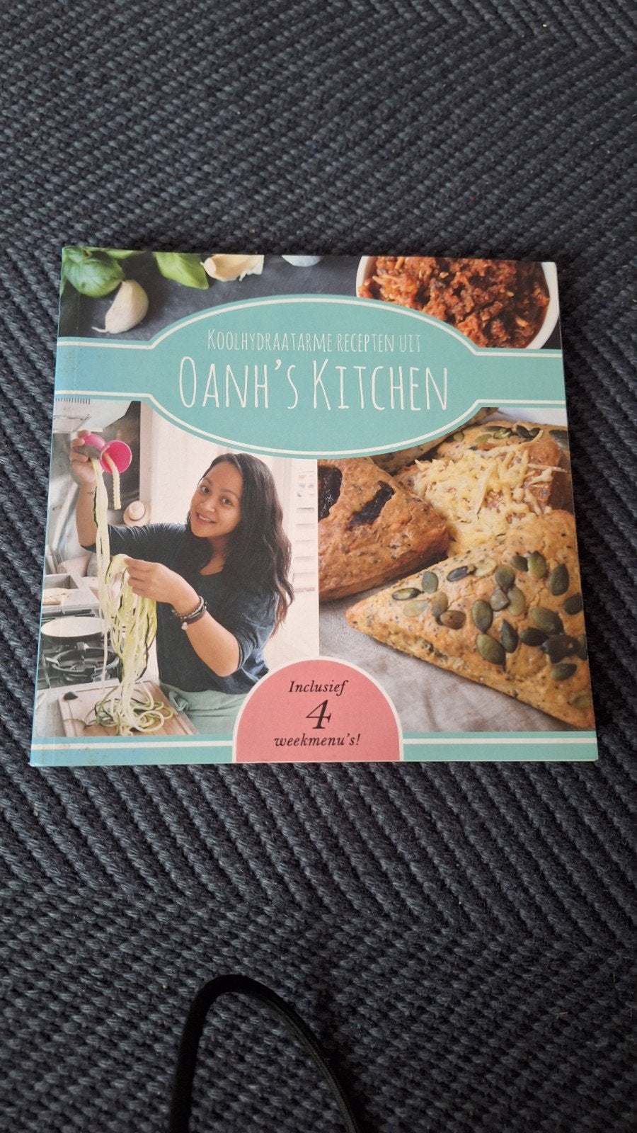 Koolhydraatarme Recepten uit Oanh's Kitchen, Boeken, Kookboeken, Ophalen of Verzenden, Zo goed als nieuw, Gezond koken, Overige gebieden