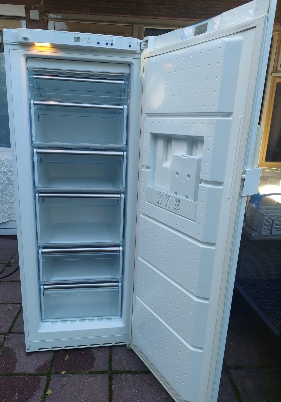 Bosch A+ no frost vrieskast 201 liter, Gebruikt, Energieklasse A of zuiniger, 140 tot 160 cm, Ophalen