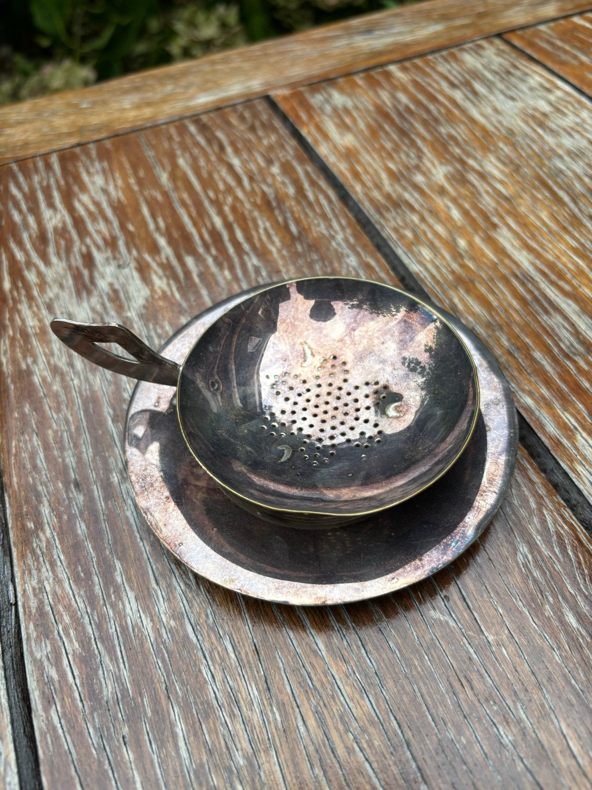 Vintage Verzilverde Theezeef met Lekschaaltje - Oud-Hollands, Ophalen of Verzenden, Zilver