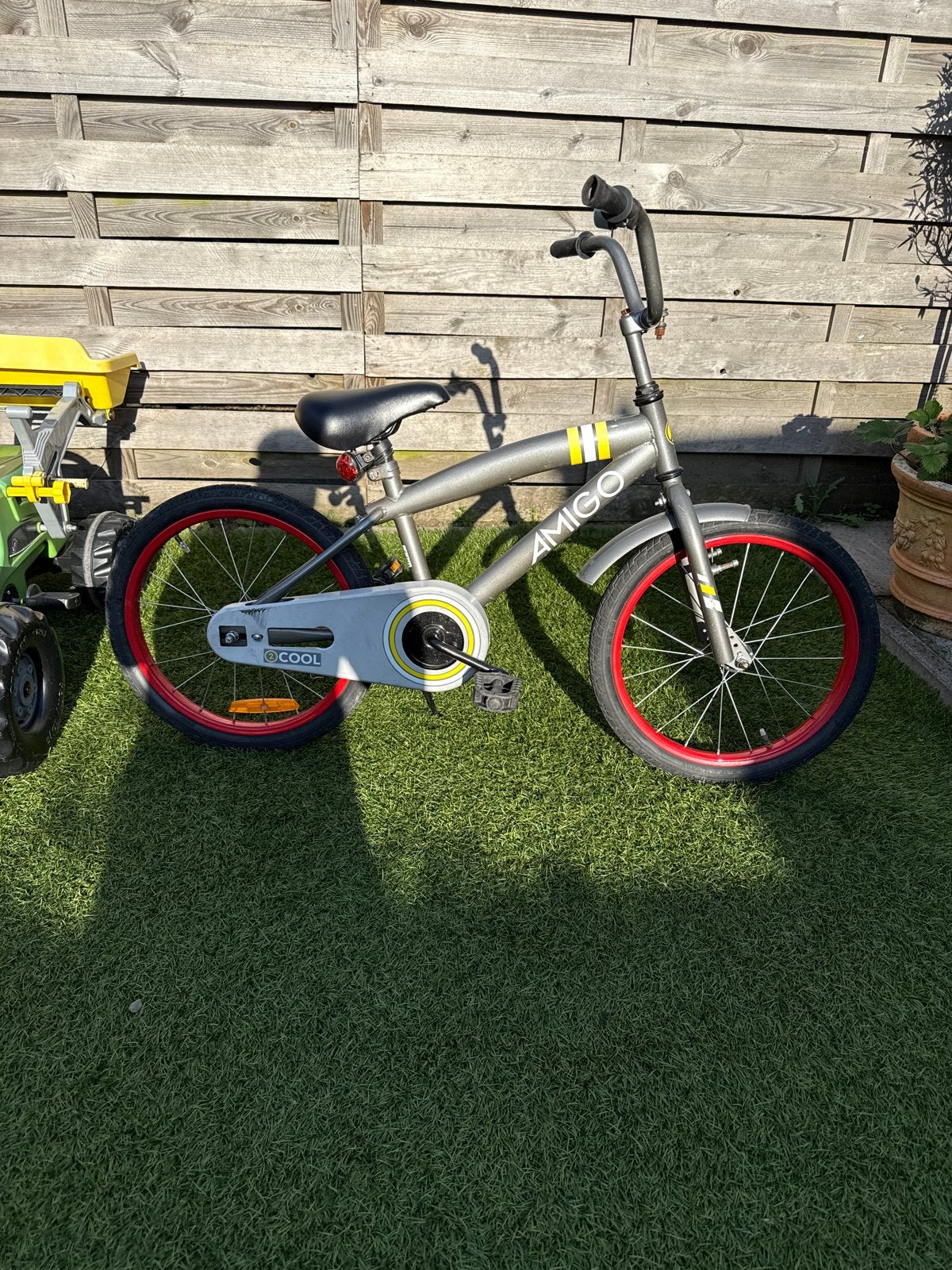 Amigo Kinderfiets 19 inch, Ophalen of Verzenden, Gebruikt, Velgrem, 16 tot 20 inch