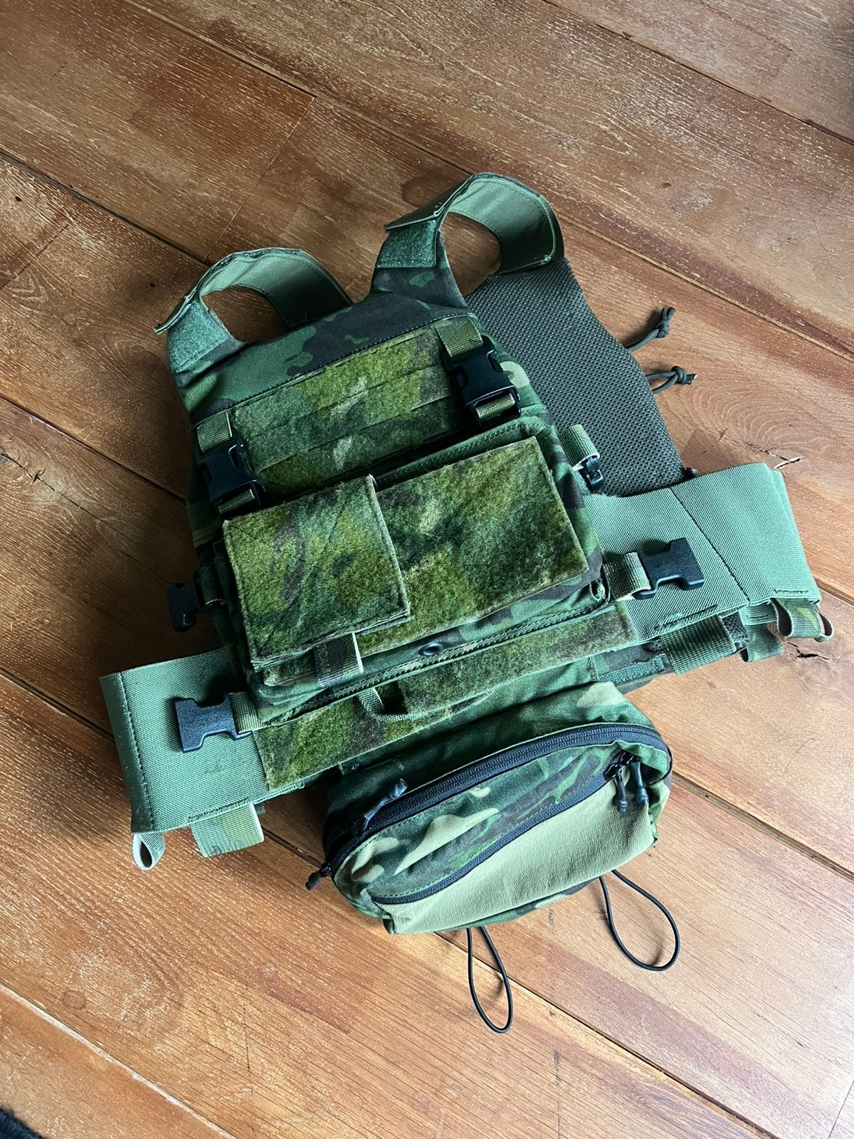 Platecarrier Airsoft woodland, Ophalen of Verzenden, Landmacht, Nederland