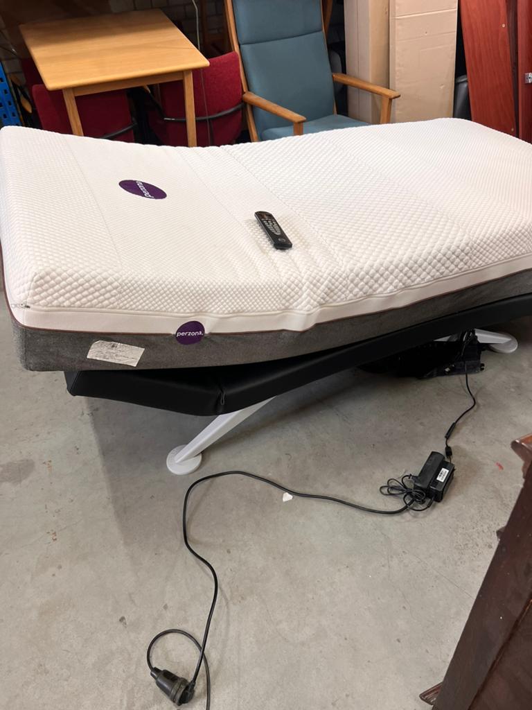 Perzona design bed 100x200 elektrisch leder luxe, D, Verstelbaar, Eenpersoons, Zwart