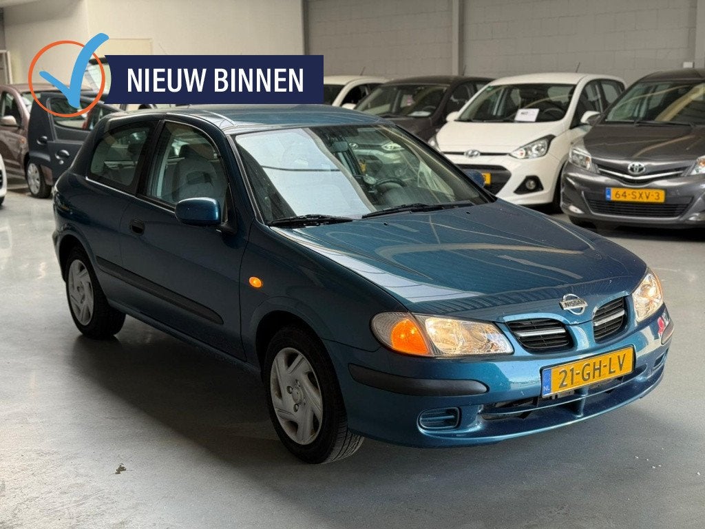 Nissan Almera 1.5 Comfort Airco NAP 22 Jaar een Eigenaar!, Auto's, Oldtimers, Voorwielaandrijving, 15 km/l, 1498 cc, Elektrische ramen