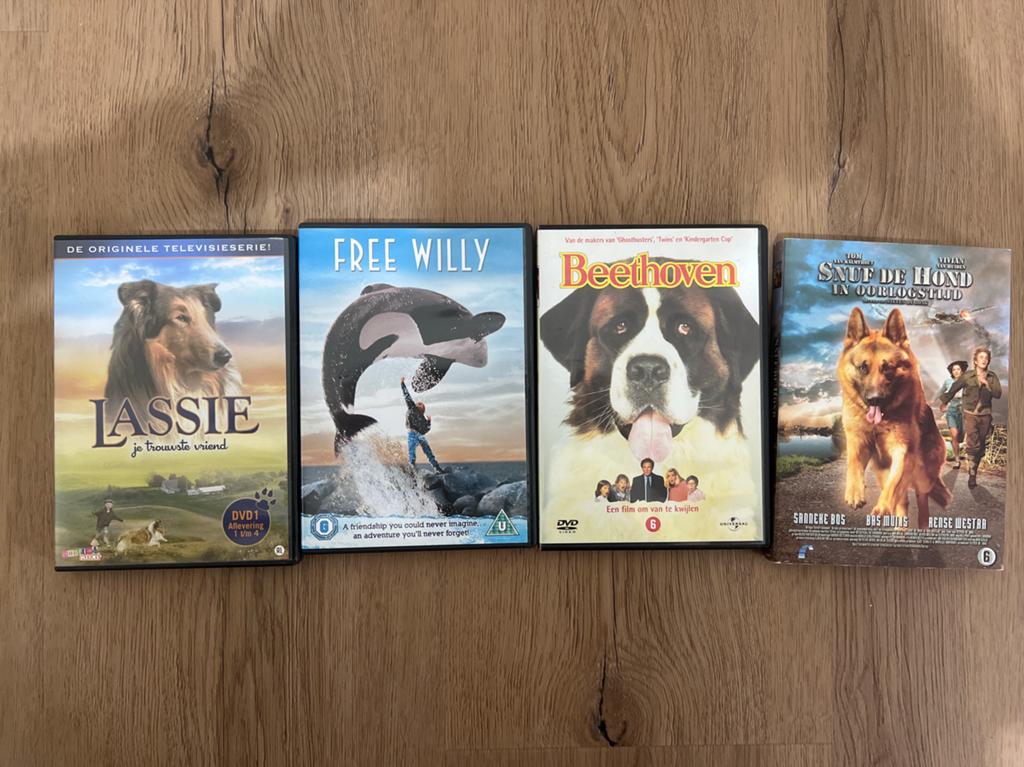4x Familiefilms op DVD: Lassie, Free Willy, Beethoven, Snuf, Avontuur, Gebruikt, Boxset, Ophalen of Verzenden