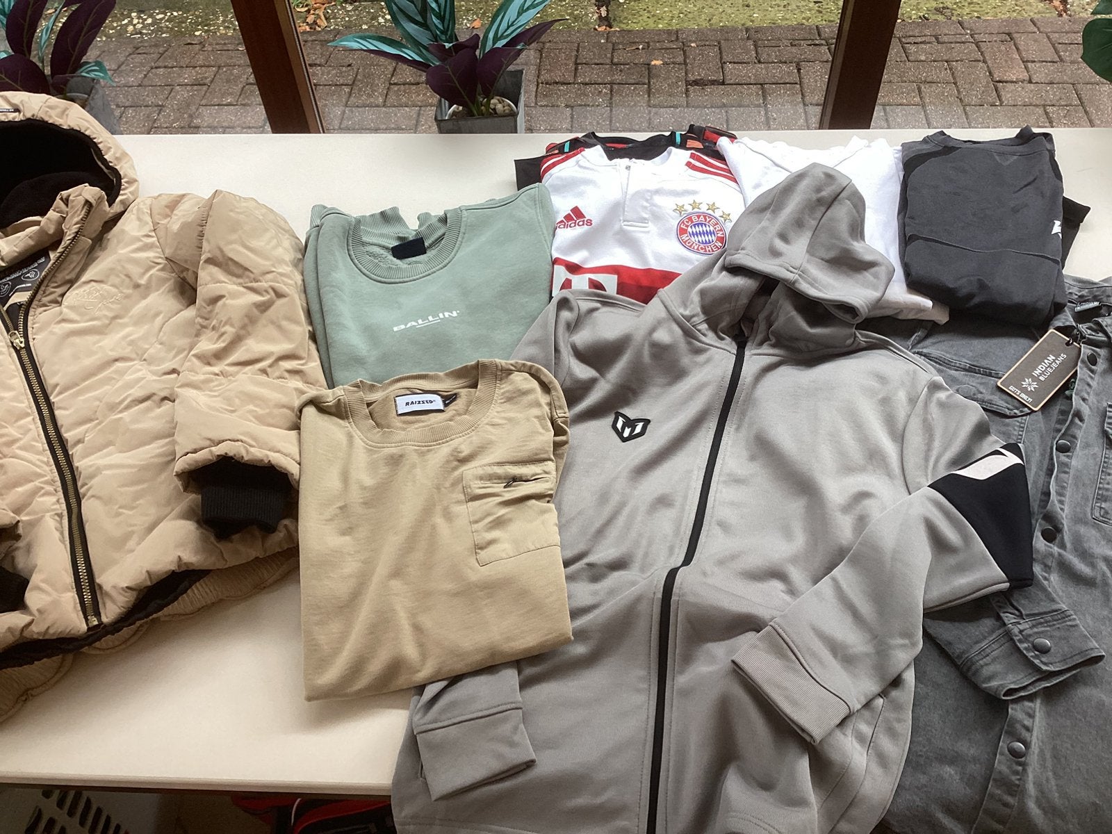 Pakket winterkleding maat 176, Ophalen of Verzenden, Zo goed als nieuw, Jongen, Overige typen