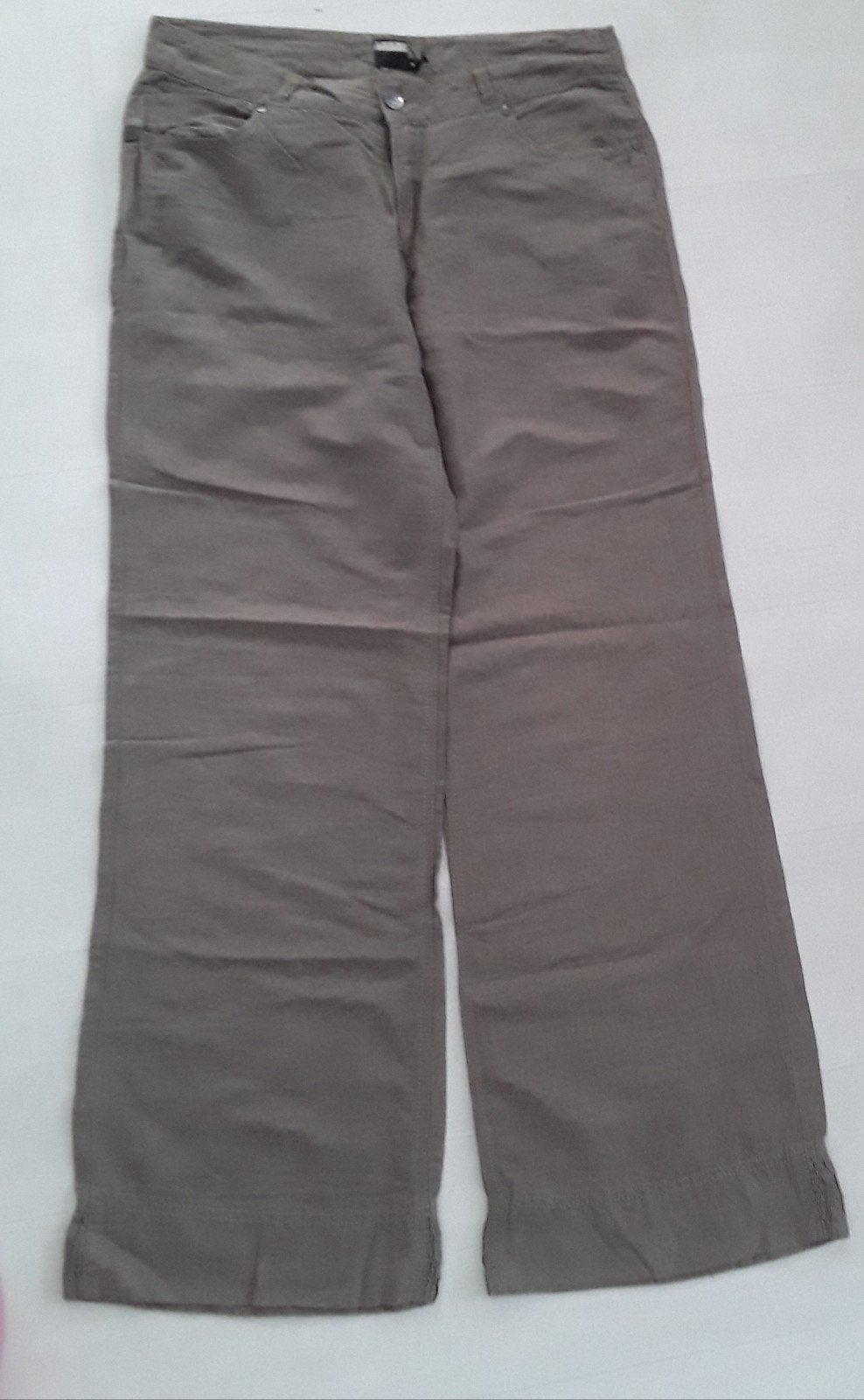 Damesbroek van Didi.
Maat 38, Maat 38/40 (M), Overige kleuren, Didi, Ophalen of Verzenden