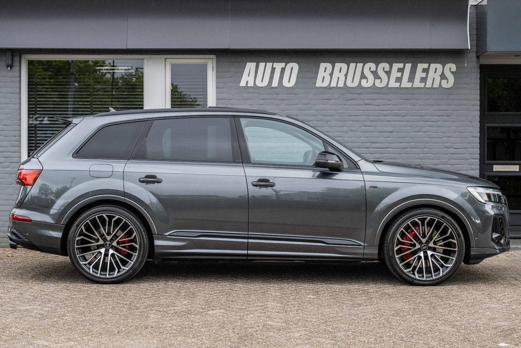 Audi Q7 60 TFSI e quattro Pro Line S Competition SQ7 style 2, Auto's, Audi, Automaat, 2995 cc, 26 kWh, Bedrijf