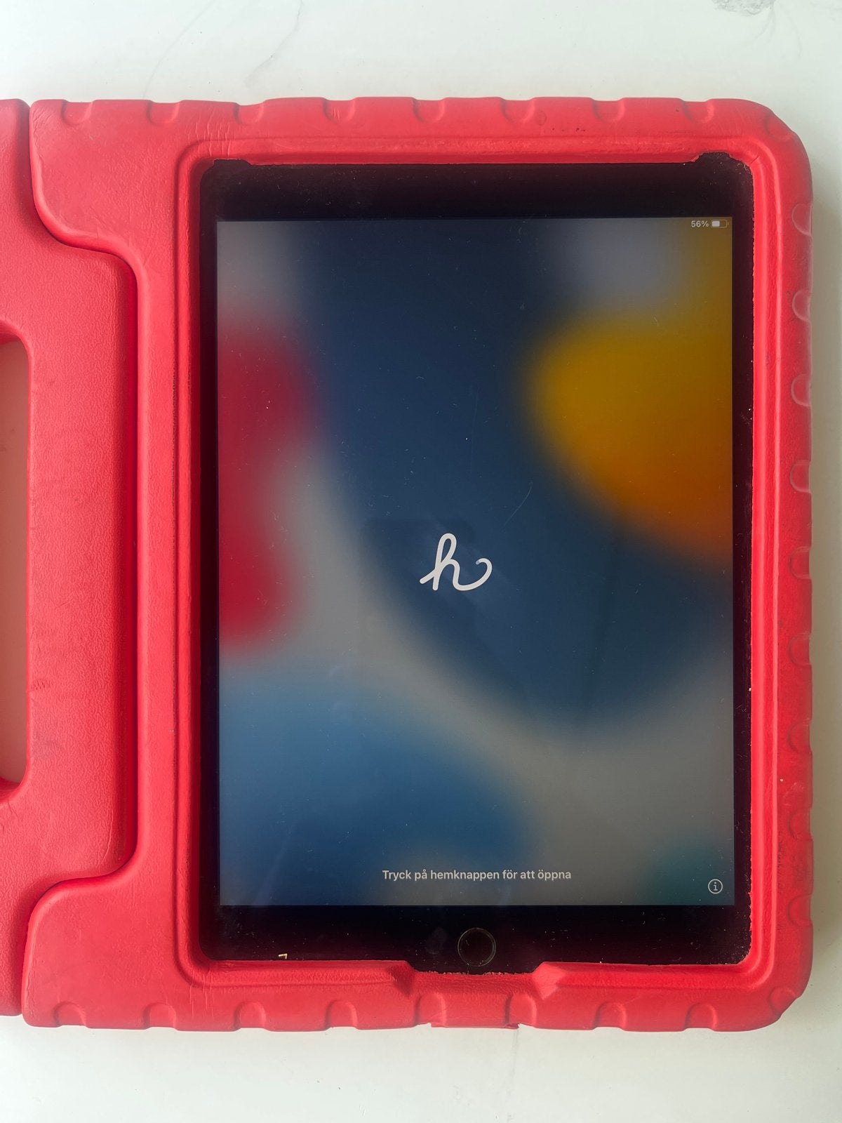 Apple iPad (9e generatie) met stevige hoes, Computers en Software, Apple iPads, 10 inch, Gebruikt, Apple iPad, Zwart
