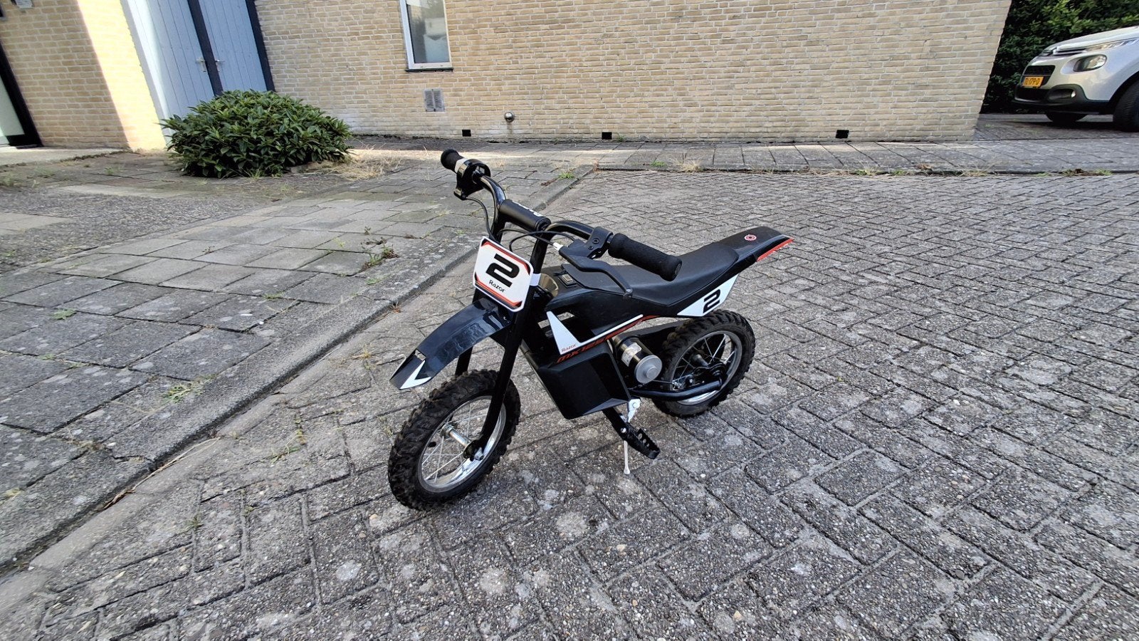 Razor MX125 Elektrische Crossmotor voor Kinderen, Ophalen of Verzenden, Gebruikt, Loopfiets