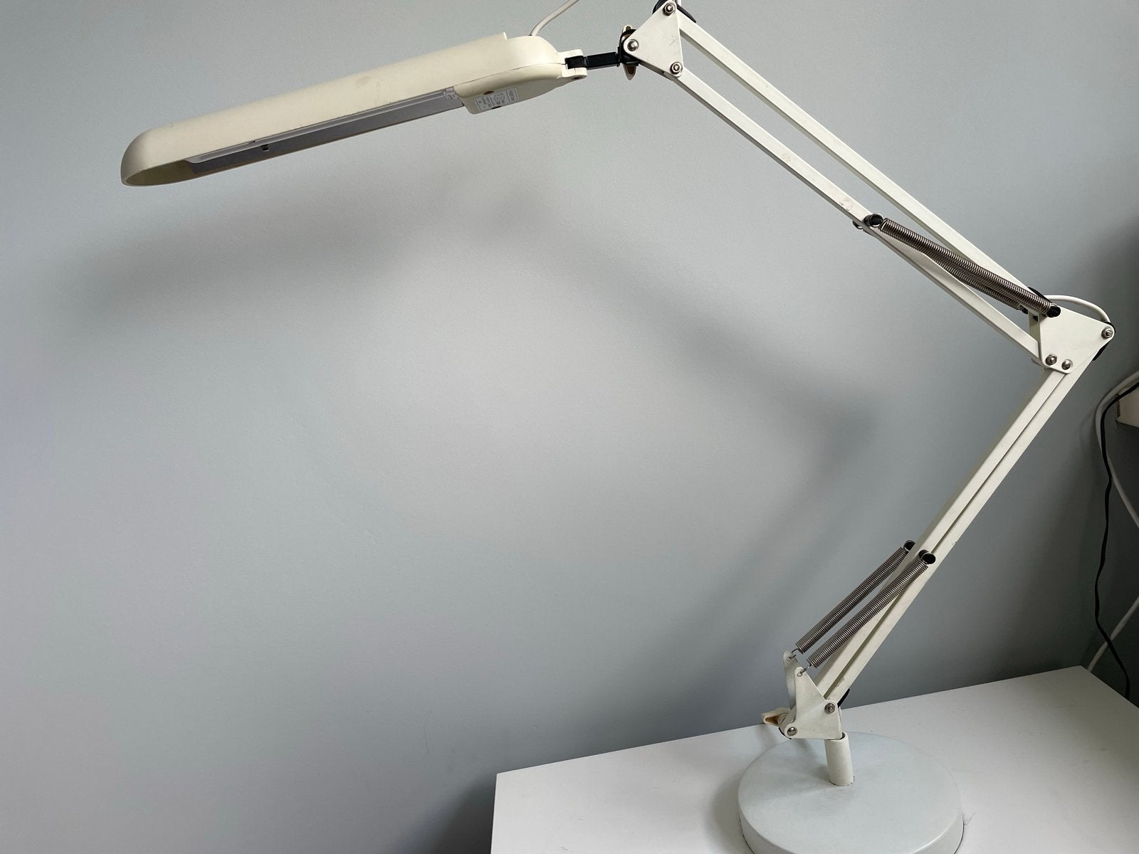 Daylight Company Bureaulamp Wit - Verstelbaar, 11W PL, Ophalen, Bureaulamp, Overige merken, Wit