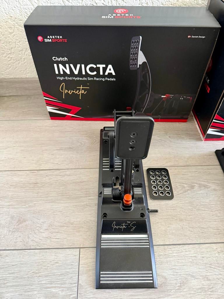 Asetek Invicta Clutch pedaal - High-End Sim Racing, Ophalen of Verzenden, Zo goed als nieuw